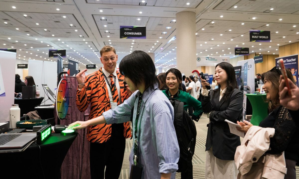 Your final chance to grab your exhibit table at TechCrunch Disrupt 2026 is October 2 – TechCrunch Venture